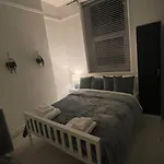 Papa Guest