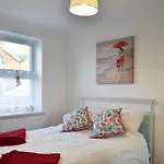 Apartment 1 - Uk42622