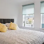 Apartment 1 - Uk42622
