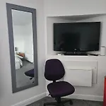 1 Bedroom Apartment In Poole