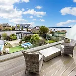 Luxury 5 Bedroom House-Large Swim Spa & Sea Views! Hosted By Amar Luxury Stays