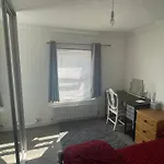 South Coast Guest Rooms With Parking Space