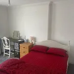 South Coast Guest Rooms With Parking Space