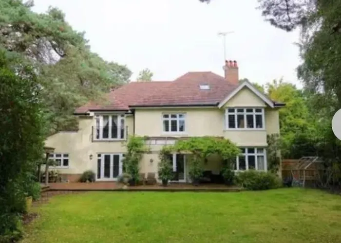 Beautiful Dorset Holiday Home In Private Grounds