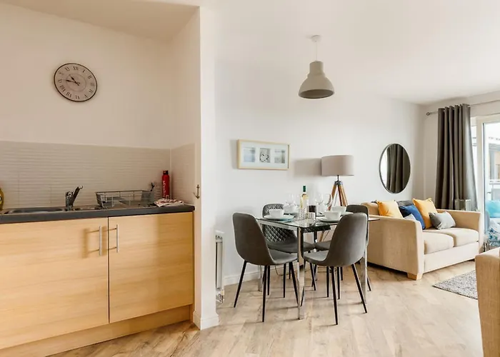 Harbourside Retreat