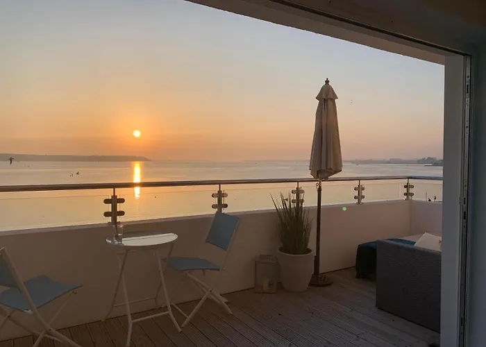 Sandbanks, Poole Harbour