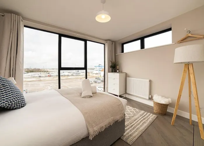 Harbourside Apartment
