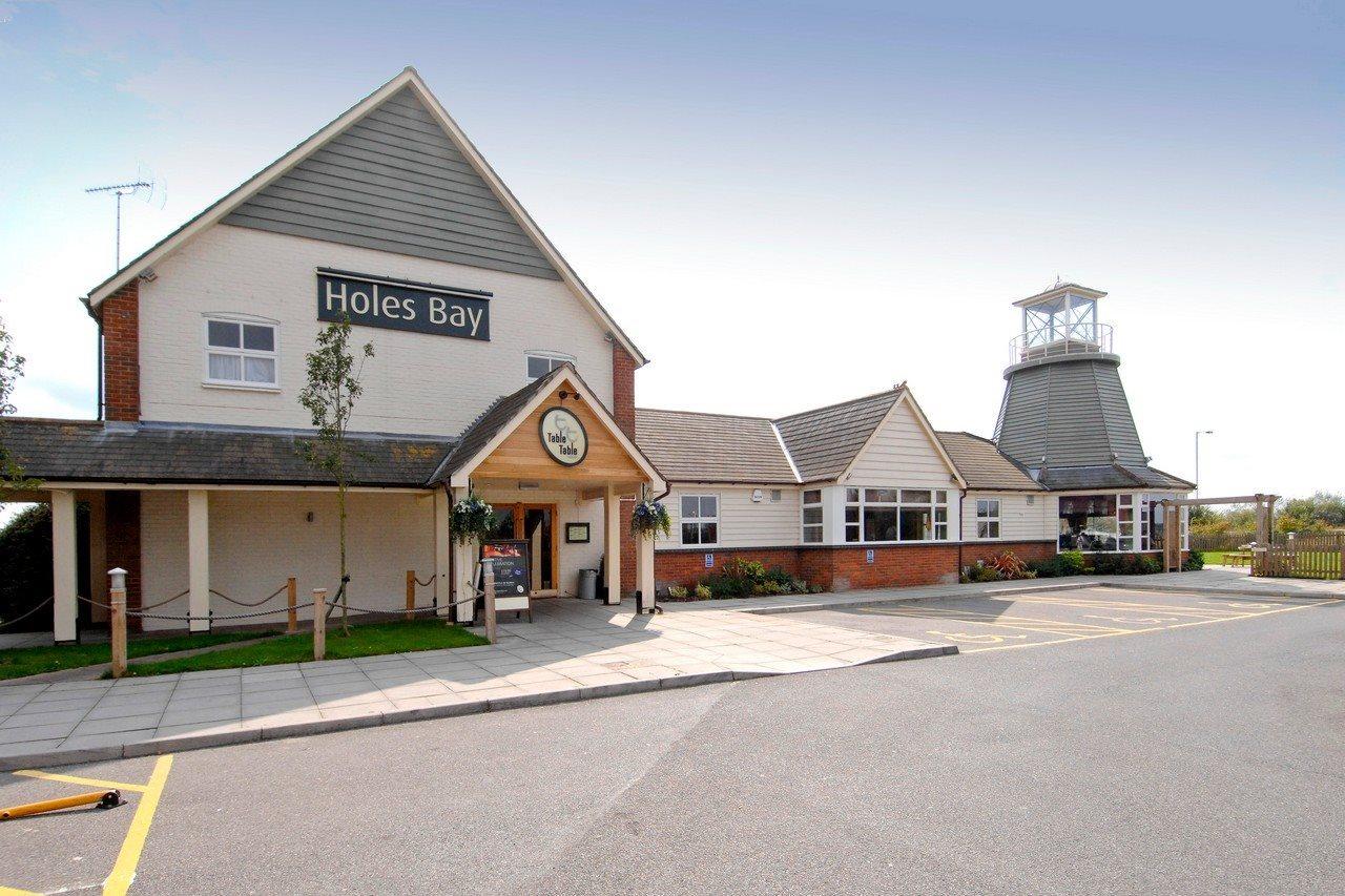 Premier Centre Hotel 3*