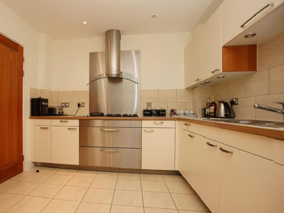 Les Bateaux Holiday home Poole