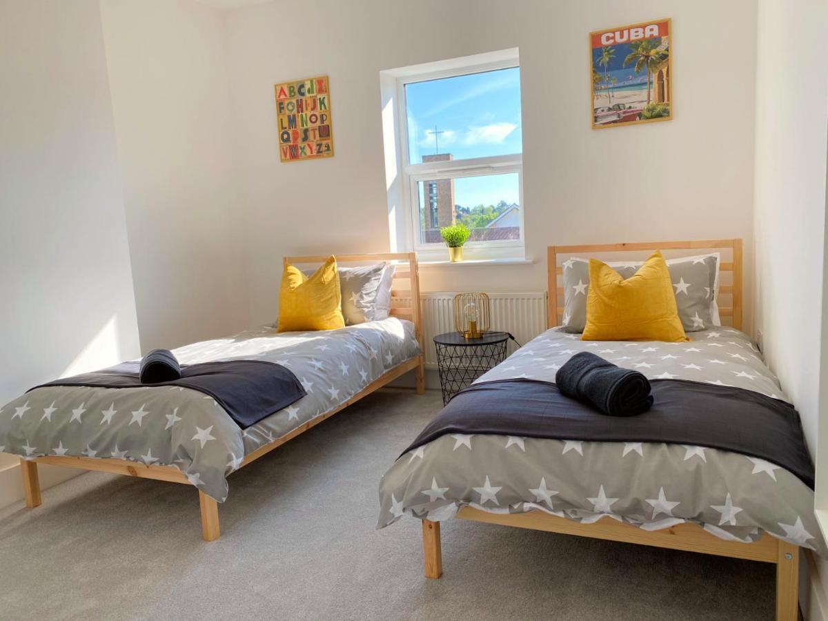 Holiday home Sandbanks Garden Retreat: 2-bedroom Smart Near
