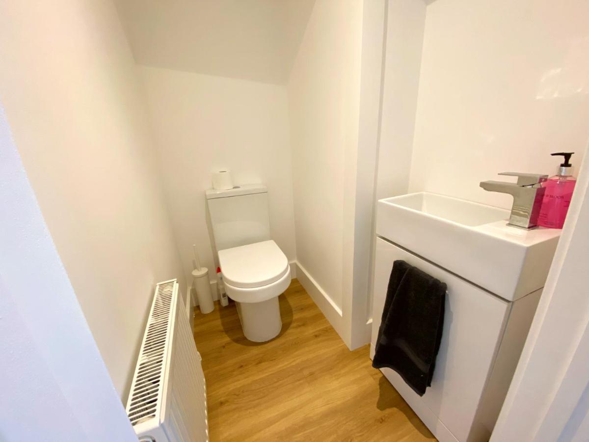 Holiday home Sandbanks Garden Retreat: 2-bedroom Smart Near Poole