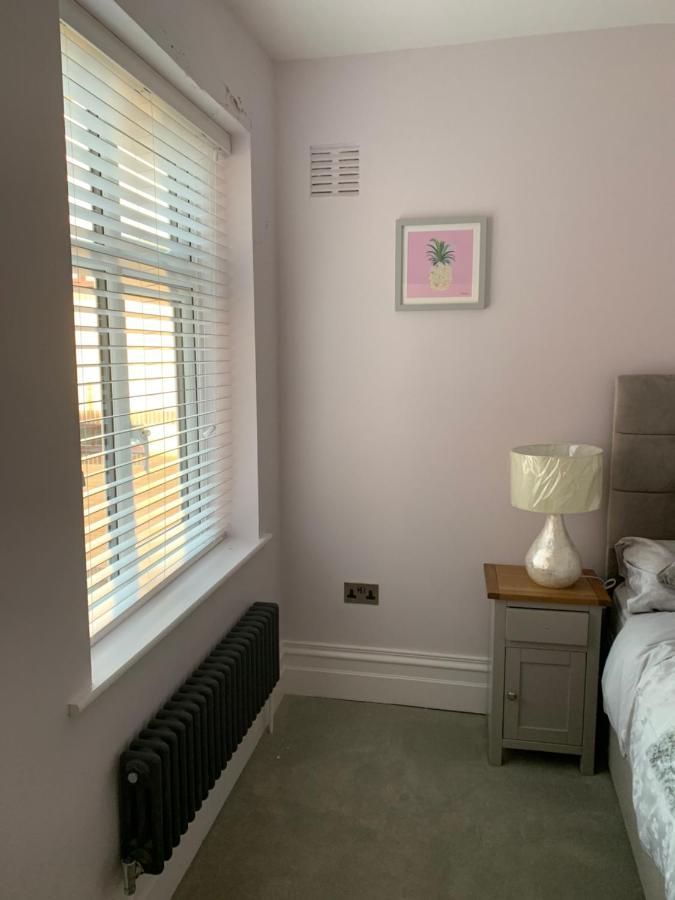Sea View Newly Refurbished Flat Apartment