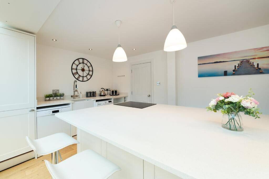 Aderta Stylish House Holiday home *