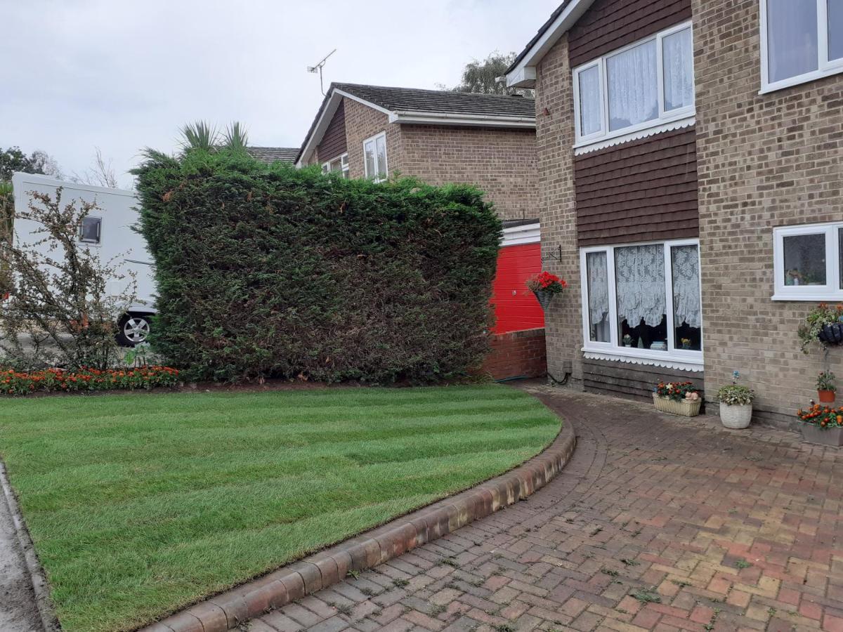 Double Bedroom Sleeps 1 Or 2 With Back Garden View Homestay Poole