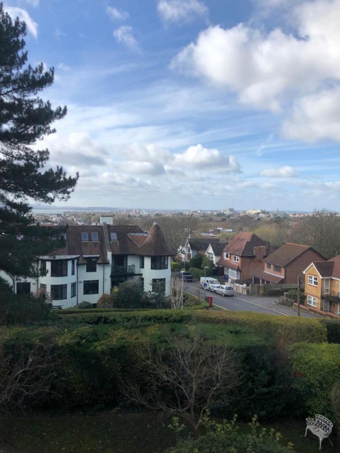 Apartment Sea View Newly Refurbished Flat Poole