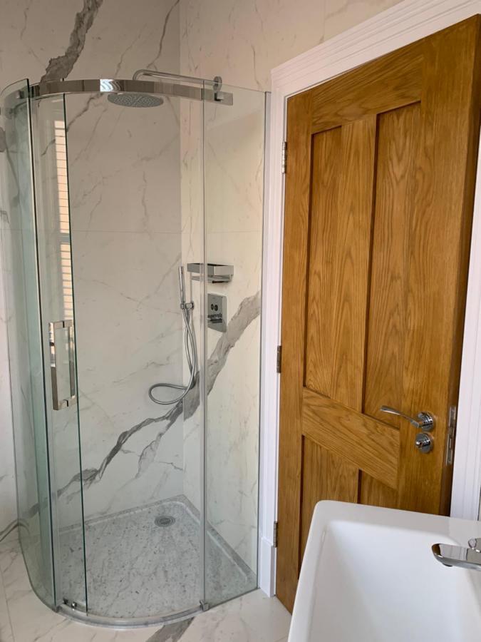 Sea View Newly Refurbished Flat Apartment *
