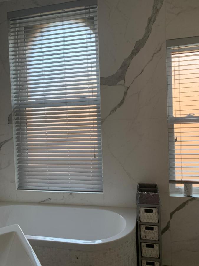 Sea View Newly Refurbished Flat Apartment