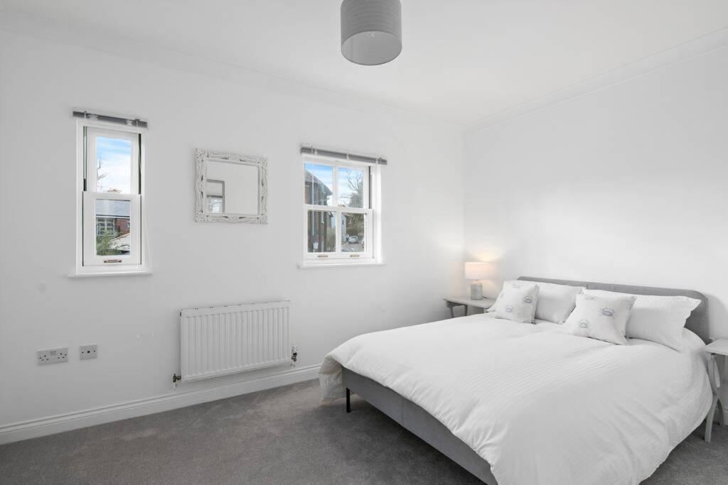 Holiday home Church Cottages - 3bd Coastal Retreat With Parking *