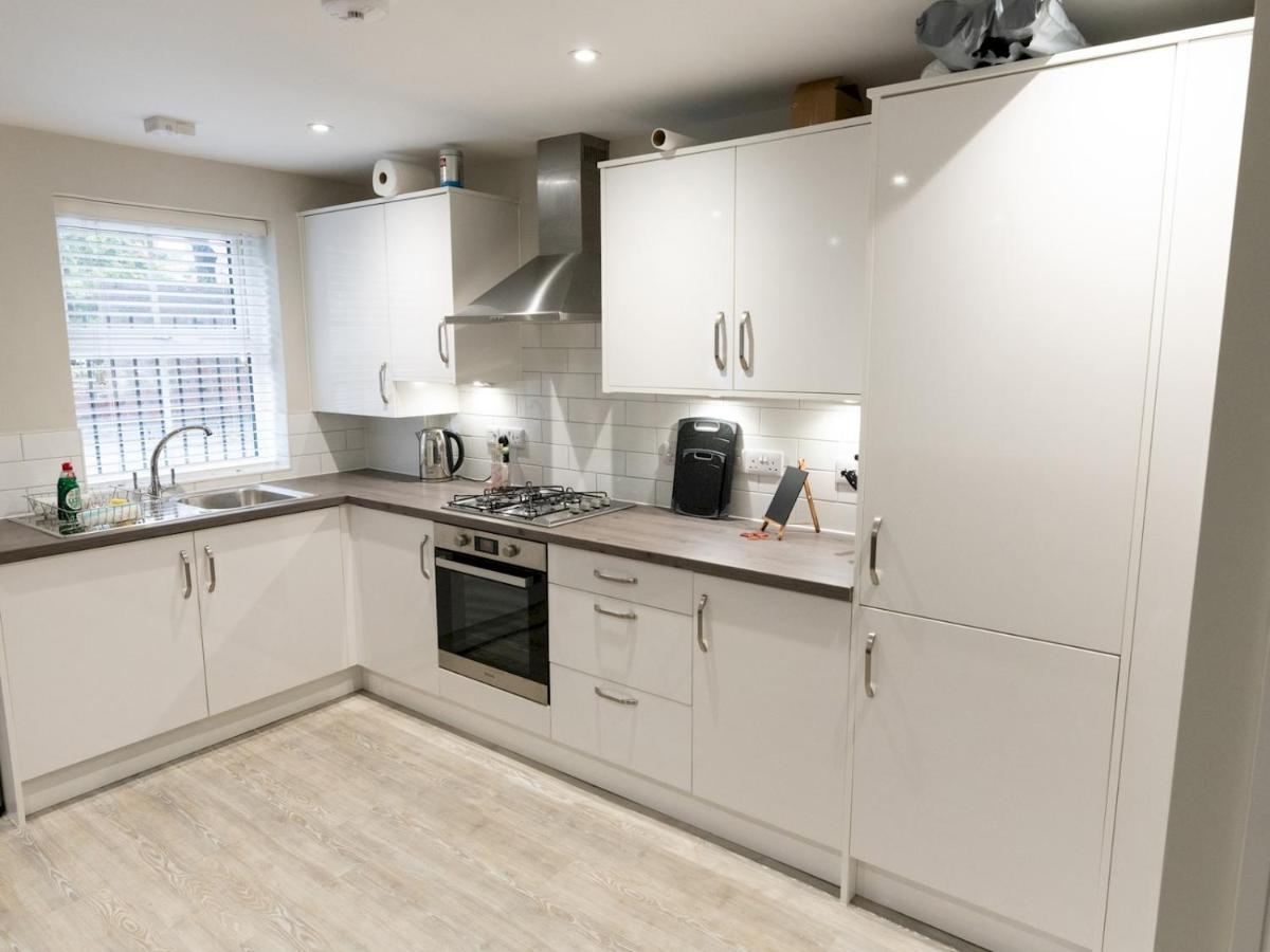 Apartment Townhouse In The Heart Of With Beach Hut Poole
