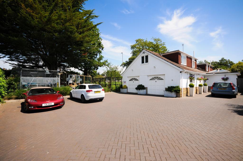 The White Lodge 2*