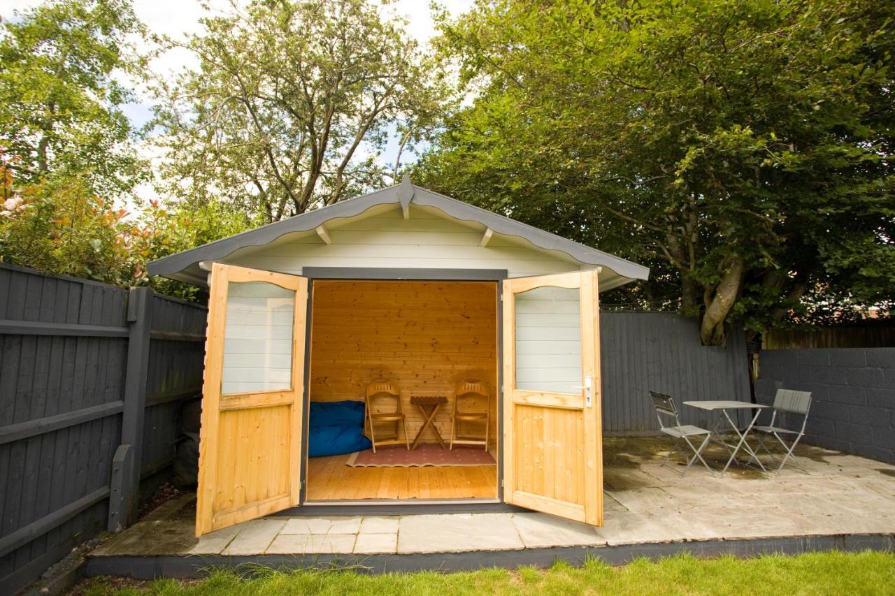 Holiday home Ashley House - Beautiful 3 Bedroom House In A Fantastic Location Near Sandbanks. *