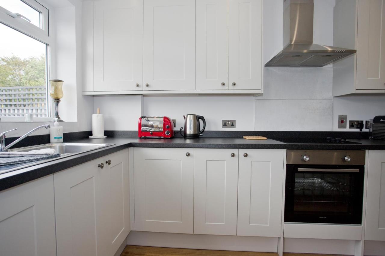 Ashley House - Beautiful 3 Bedroom House In A Fantastic Location Near Sandbanks. * Poole