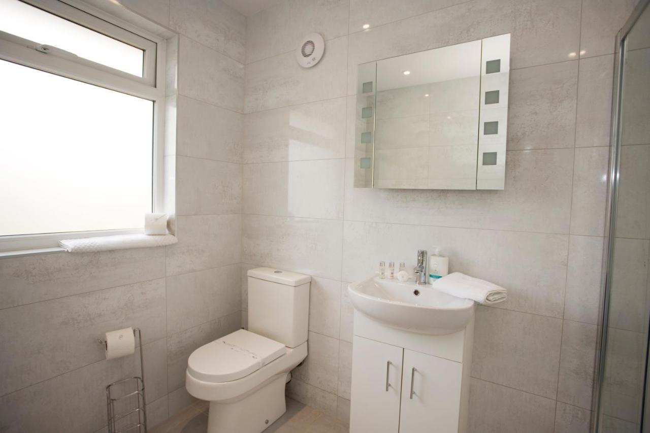 Ashley House - Beautiful 3 Bedroom House In A Fantastic Location Near Sandbanks. *