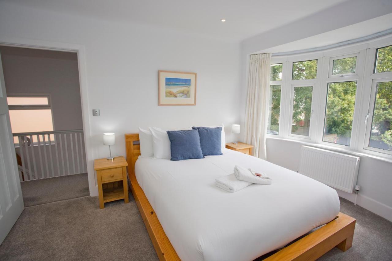 Holiday home Ashley House - Beautiful 3 Bedroom House In A Fantastic Location Near Sandbanks. Poole