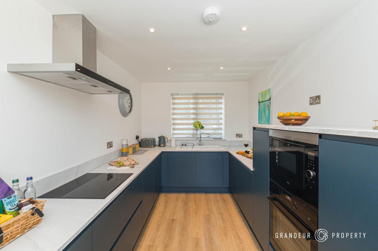 Copenhaven By Grandeur Property Holiday home Poole