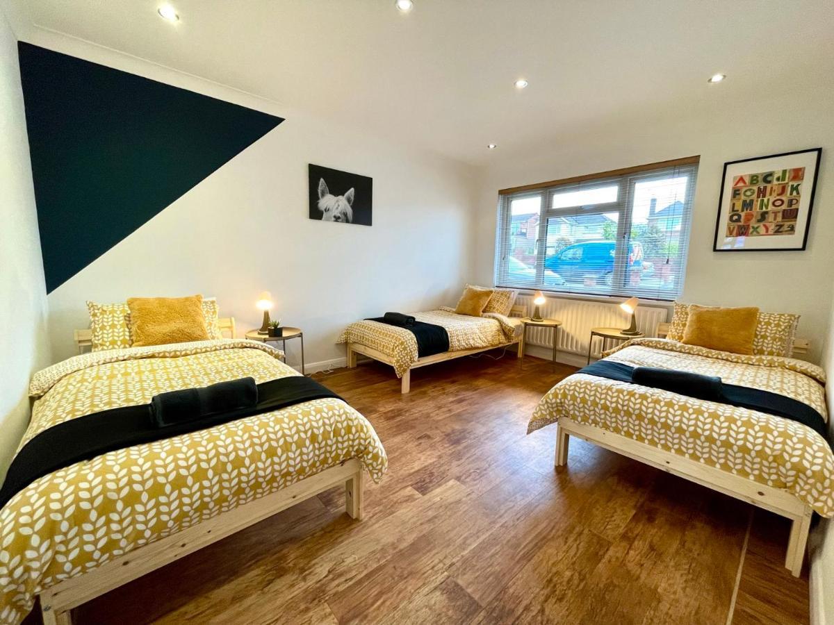 Lovely House In A Great Location With Parking, Wifi & Smart Tv - Near & Bournemouth