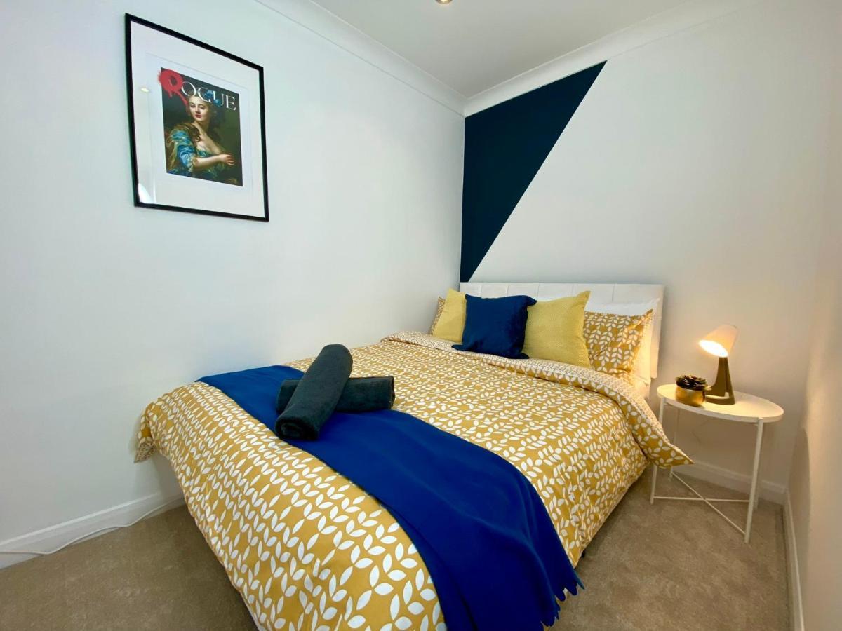 Lovely House In A Great Location With Parking, Wifi & Smart Tv - Near & Bournemouth