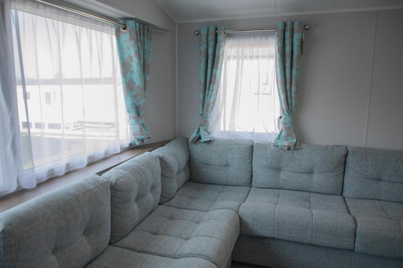 51 Lytchett Bay View, 3 Bed, Rockley Park Poole