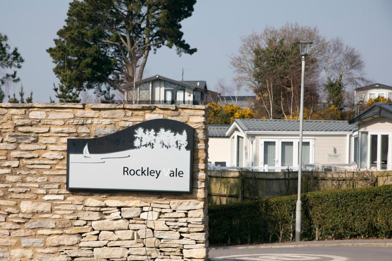 51 Lytchett Bay View, 3 Bed, Rockley Park Poole