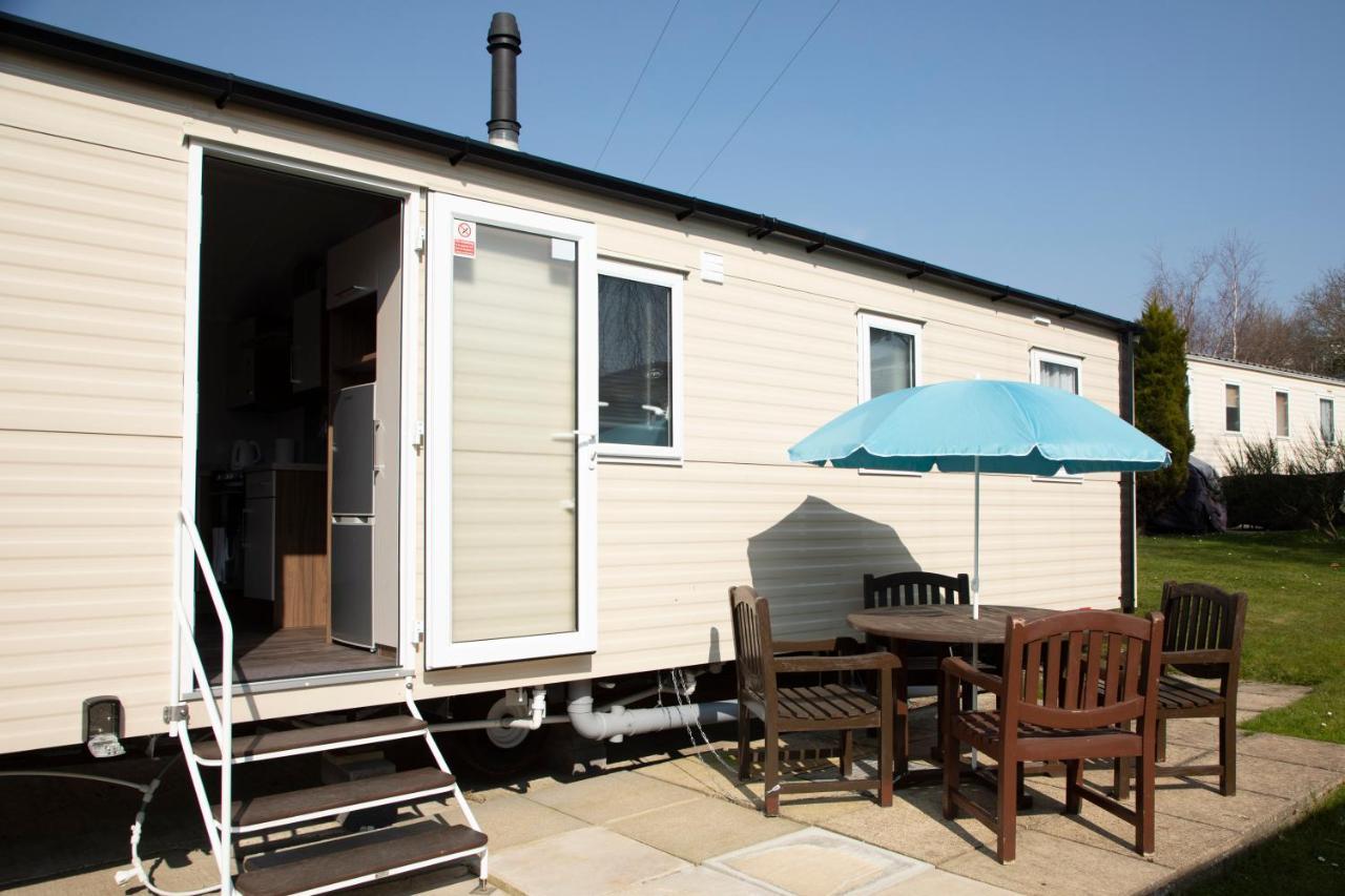 51 Lytchett Bay View, 3 Bed, Rockley Park *