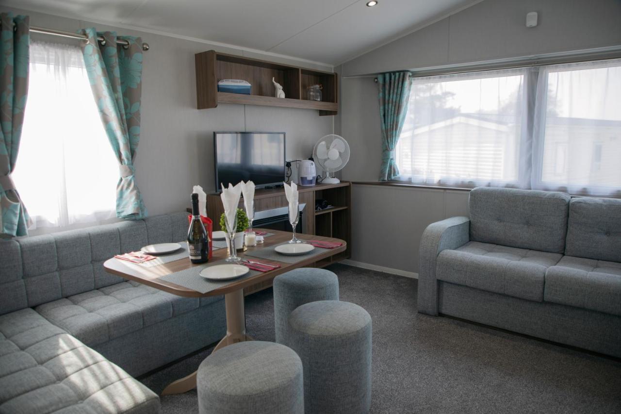 Guest house 51 Lytchett Bay View, 3 Bed, Rockley Park