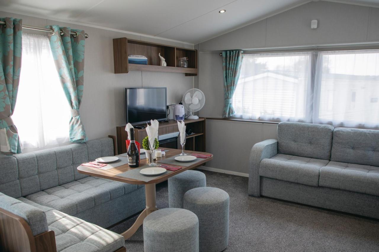 Guest house 51 Lytchett Bay View, 3 Bed, Rockley Park