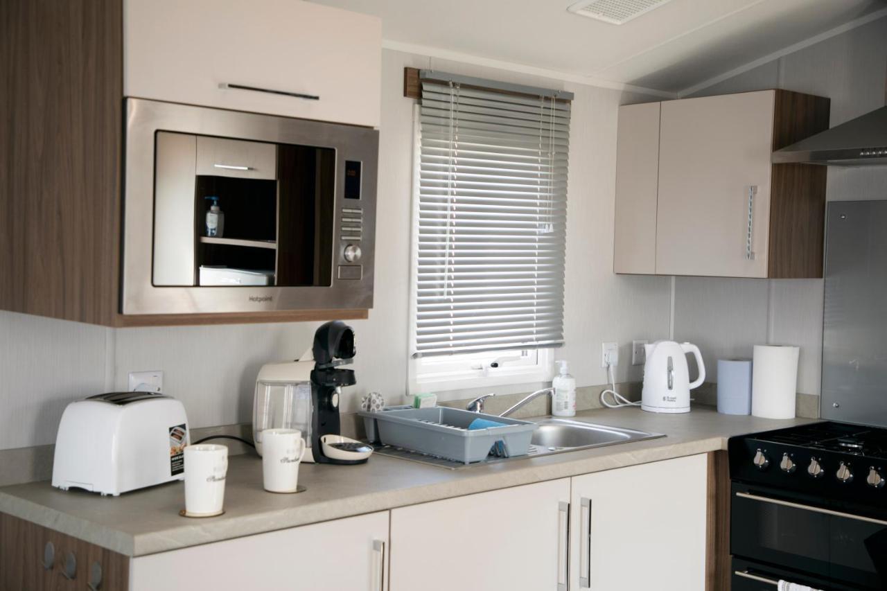51 Lytchett Bay View, 3 Bed, Rockley Park Guest house *