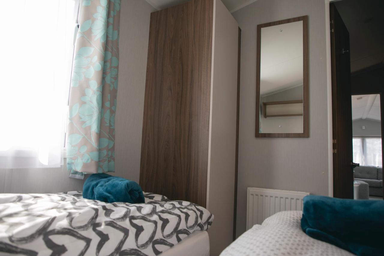 51 Lytchett Bay View, 3 Bed, Rockley Park