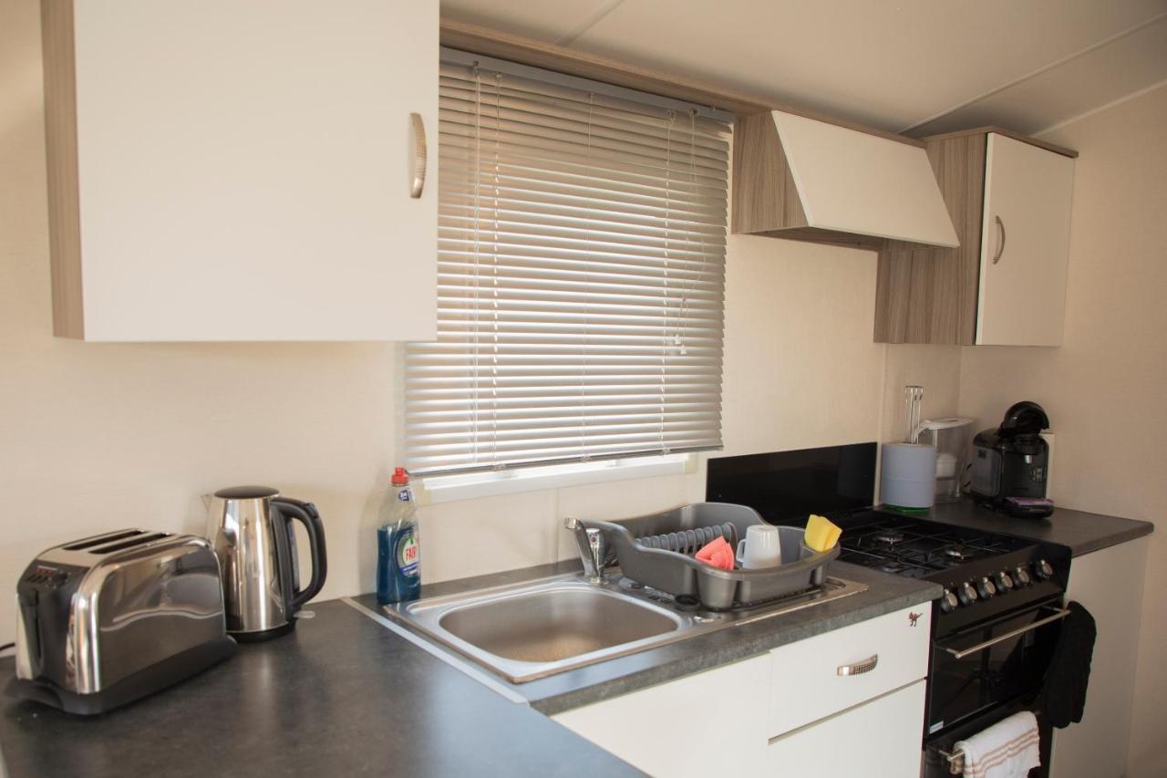 41 Orchard Bank, 3 Bed, Rockley Park Poole