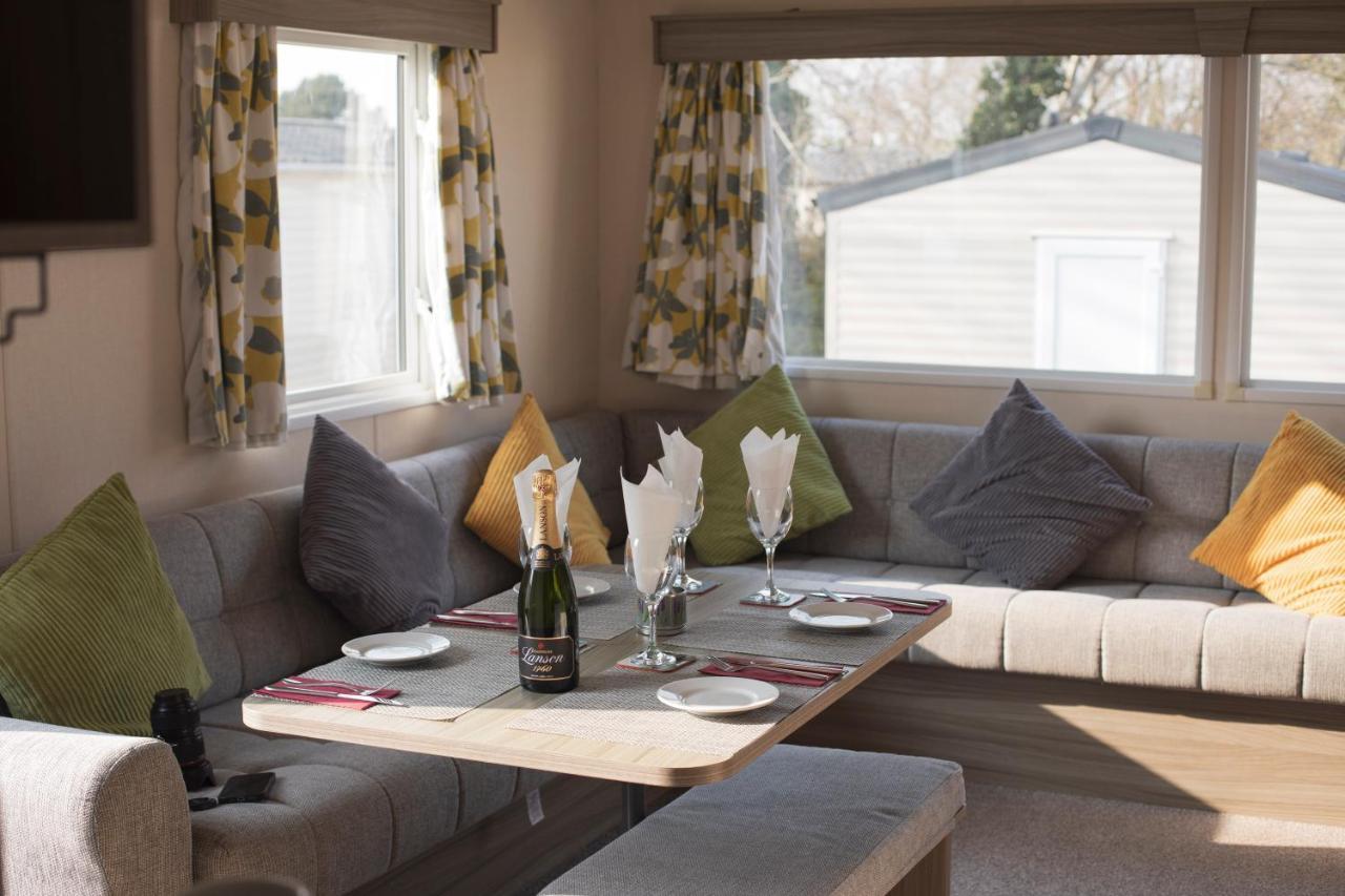 Holiday home 41 Orchard Bank, 3 Bed, Rockley Park Poole
