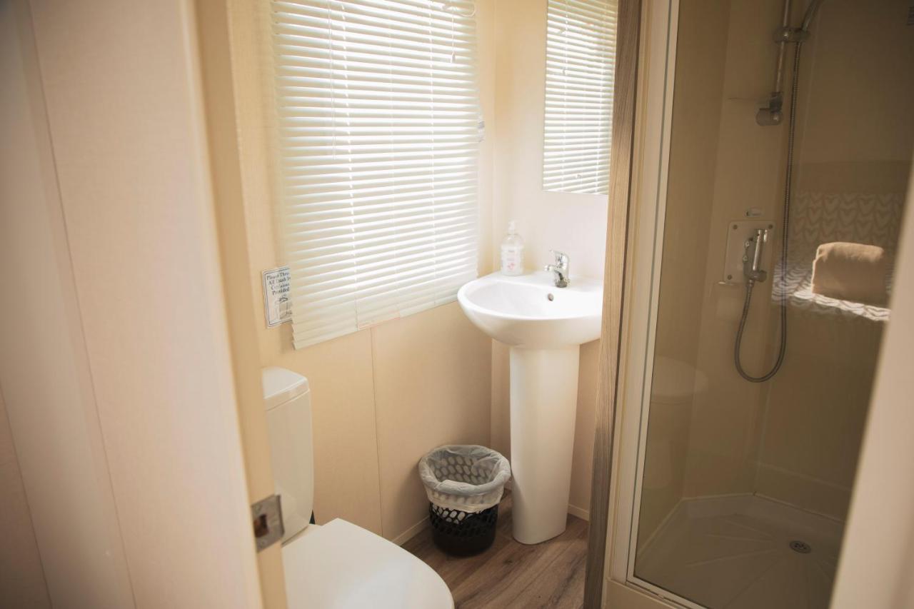 41 Orchard Bank, 3 Bed, Rockley Park Poole