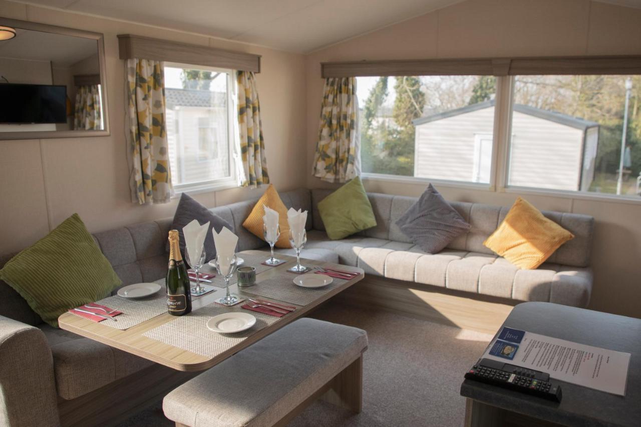 41 Orchard Bank, 3 Bed, Rockley Park