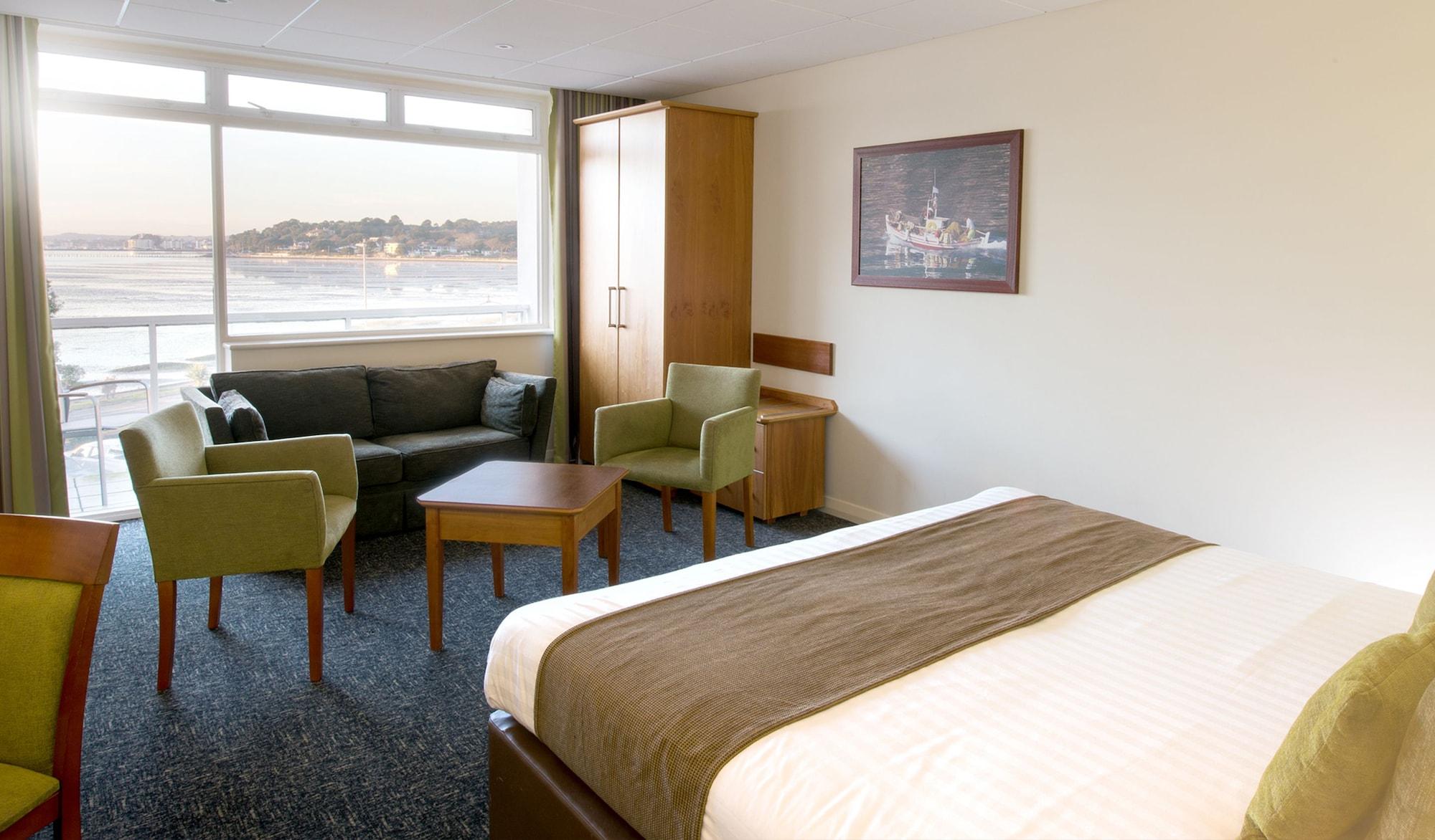 Sandbanks Hotel