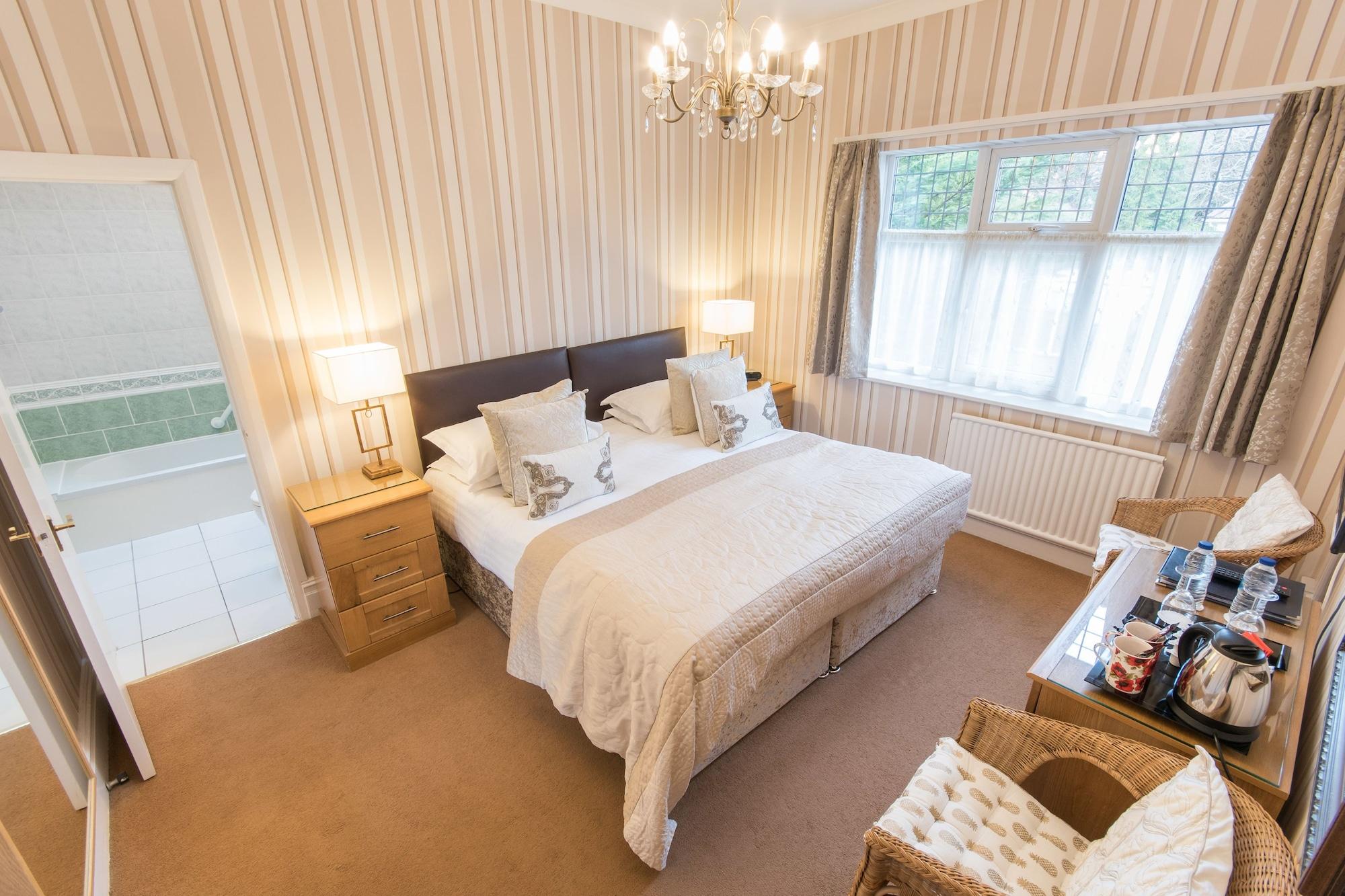 Grovefield Manor