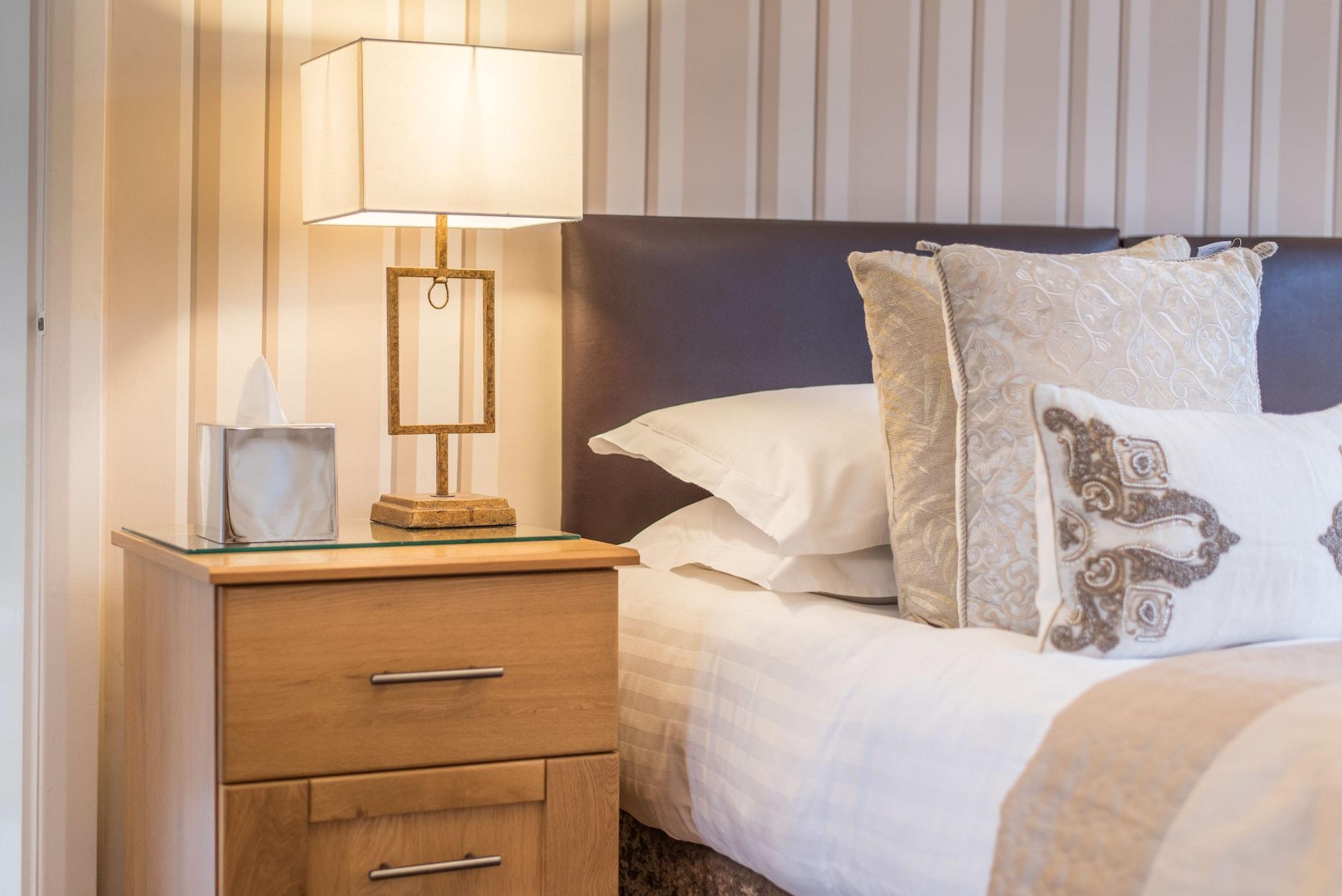 Grovefield Manor 4* Poole