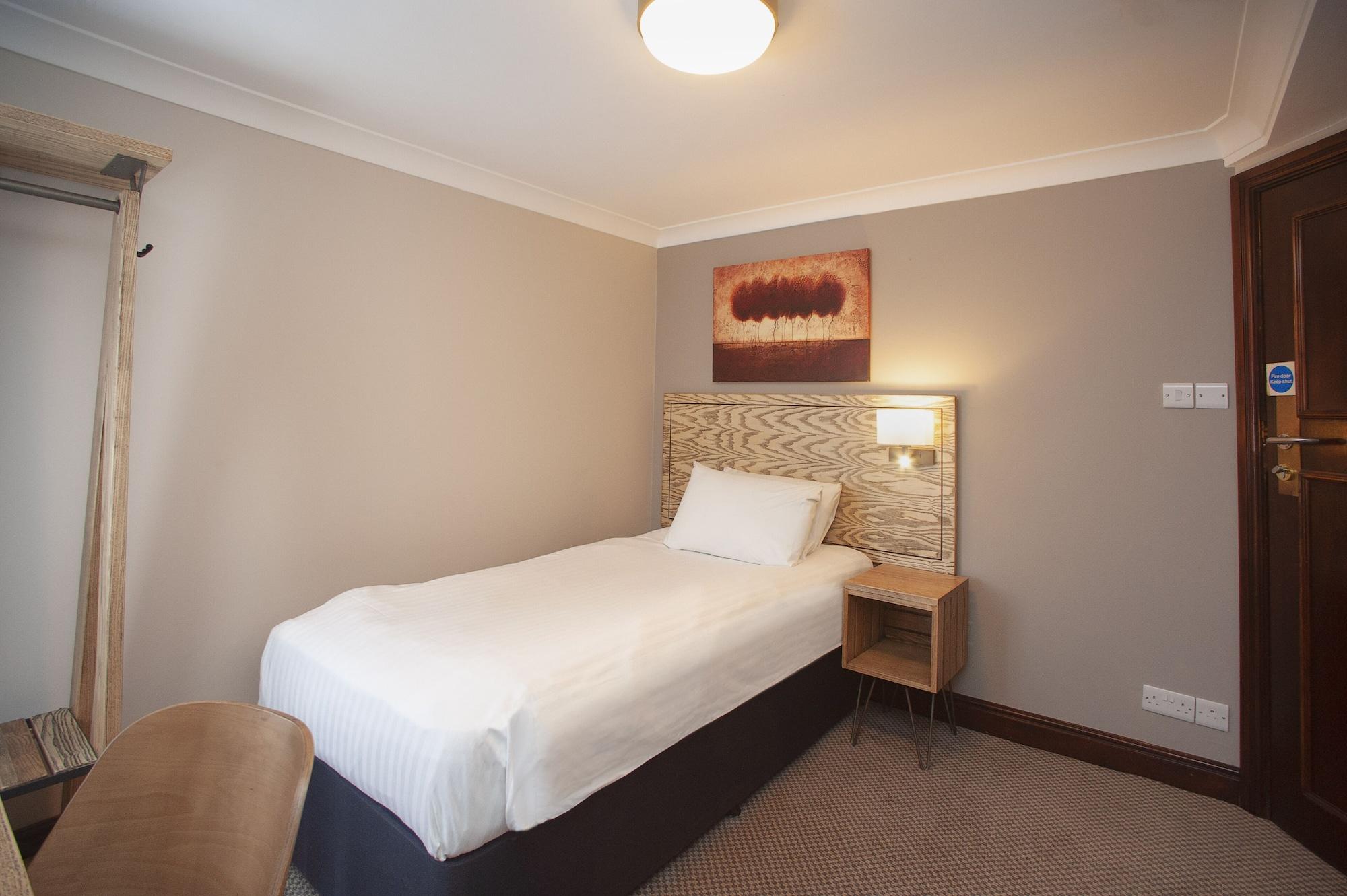 Shah Of Persia, By Marston's Hotel