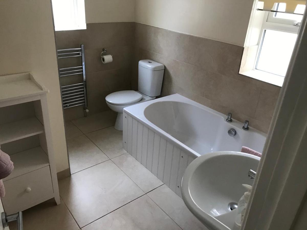 3 Double Bed House 10 Mins From Sandbanks * Poole