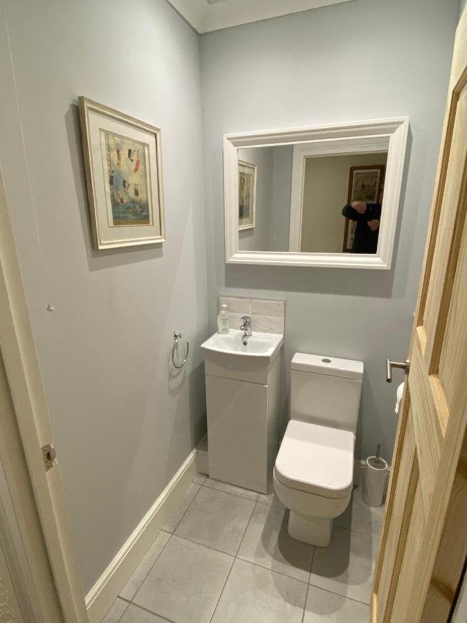 Holiday home 3 Double Bed House 10 Mins From Sandbanks Poole