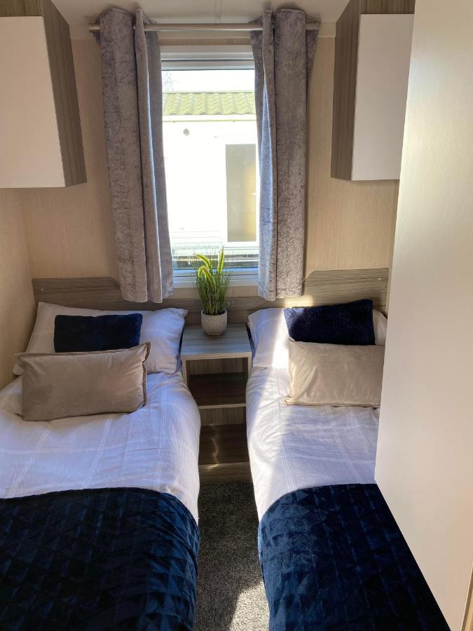 Rockley Park Private Caravan Campsite *
