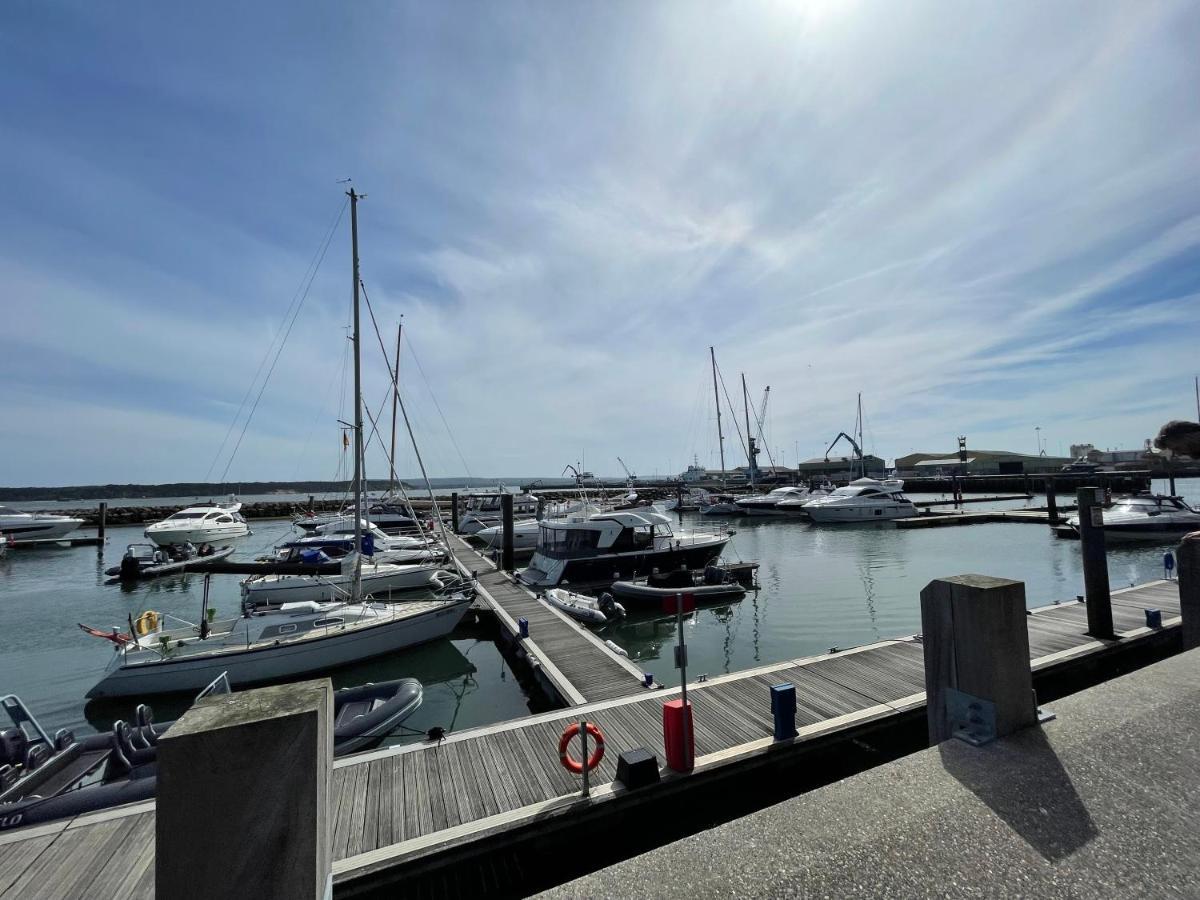 Quay & Sea View Spacious Modern Secure Parking * Poole